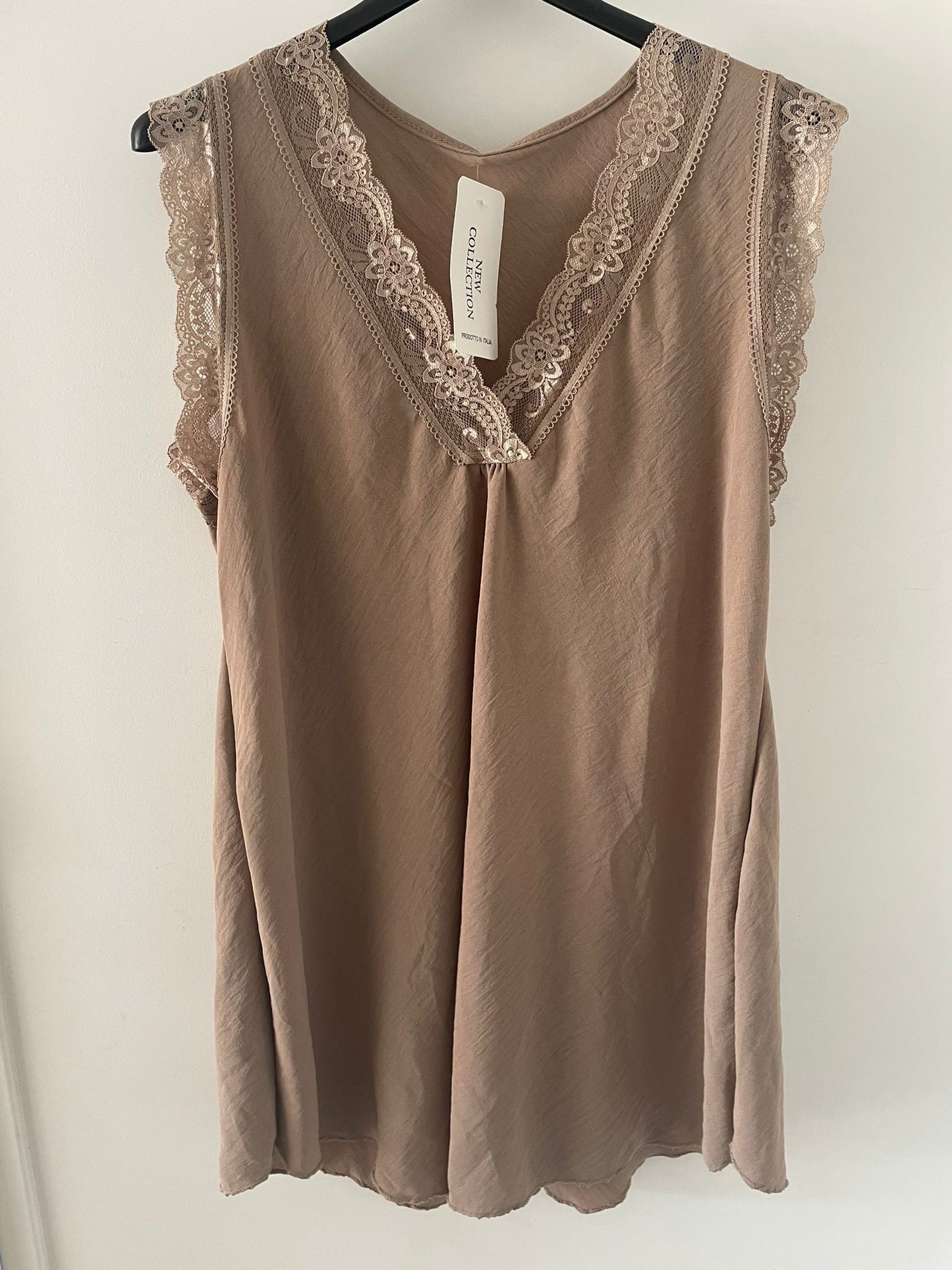 Top bretelles dentelles 44/50